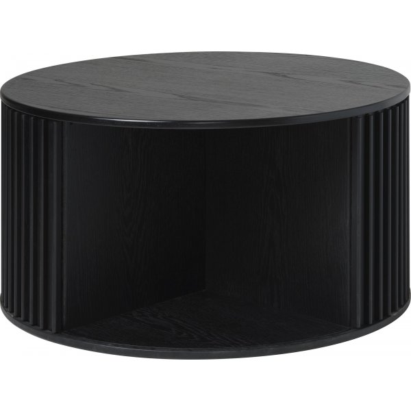 Sierra runt soffbord med förvaring Ø85 cm i svartbetsad ek Sierra runt soffbord med förvaring Ø85 cm i svartbetsad ek
