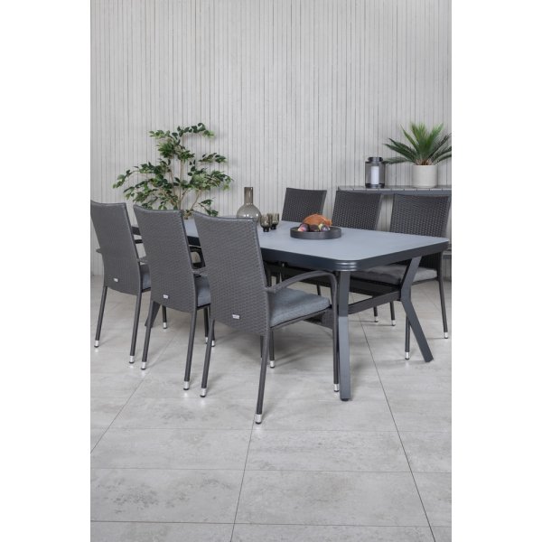 Virya utematgrupp med 6 st Anna stolar - Svart/Grå Virya utematgrupp med 6 st Anna stolar - Svart/Grå