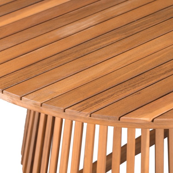 Utebord i tr runt 140 cm diameter + Textilskydd fr utembler