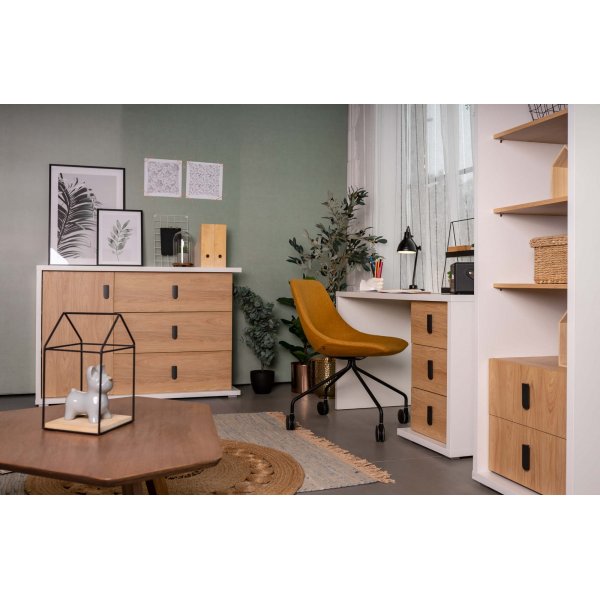 Simi dressoir 135 cm - Hickory/wit Simi dressoir 135 cm - Hickory/wit