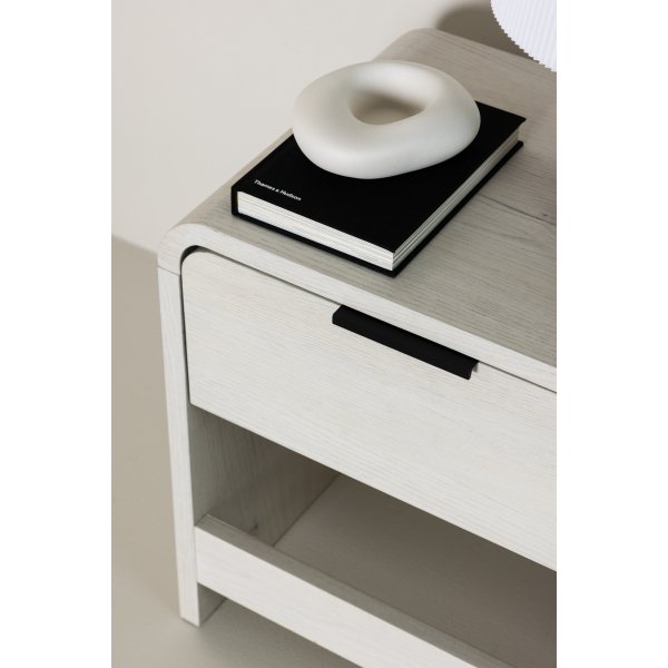 Lyngdal sidobord 40 x 30 cm - Whitewash Lyngdal sidobord 40 x 30 cm - Whitewash