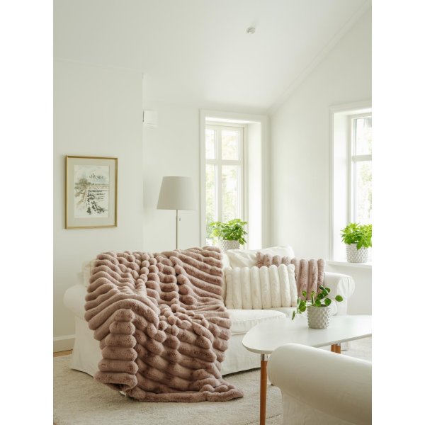 Plaid Liny 140 x 220 cm - Rose pâle Plaid Liny 140 x 220 cm - Rose pâle