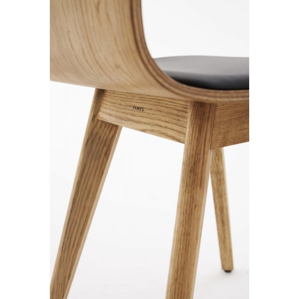 Chaise de salle à manger Cleo avec assise rembourrée - Couleur optionnelle du cadre et du rembourrage Chaise de salle à manger Cleo avec assise rembourrée - Couleur optionnelle du cadre et du rembourrage