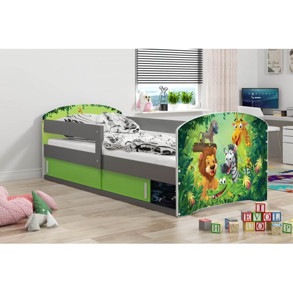 Vejle barnsäng med förvaringsfack 80 x 160 cm - Valfri sticker & färg Vejle barnsäng med förvaringsfack 80 x 160 cm - Valfri sticker & färg