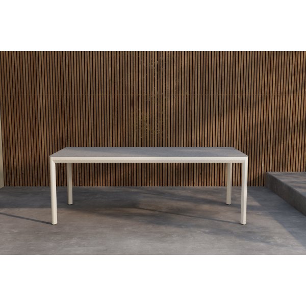 Matbord Lino rektangulärt 220x100 cm - beige aluminium/keramiskt glas Matbord Lino rektangulärt 220x100 cm - beige aluminium/keramiskt glas