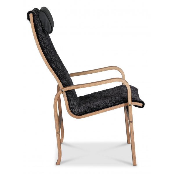 Fushion fåtölj i fårskinn scandinavian dark grey - Brunbetsad ek Fushion fåtölj i fårskinn scandinavian dark grey - Brunbetsad ek