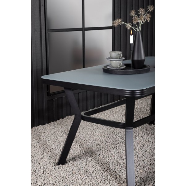 Virya matbord 160 x 90 cm - Svart Virya matbord 160 x 90 cm - Svart