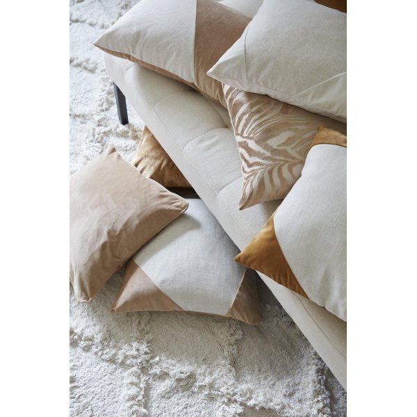 Inger kussenhoes - Leeuw geel