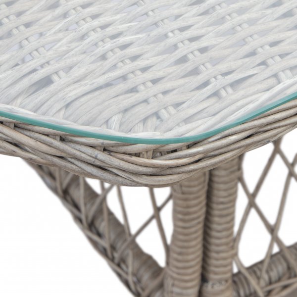 Utegrupp; soffa med två fåtöljer och bord Utegrupp; soffa med två fåtöljer och bord