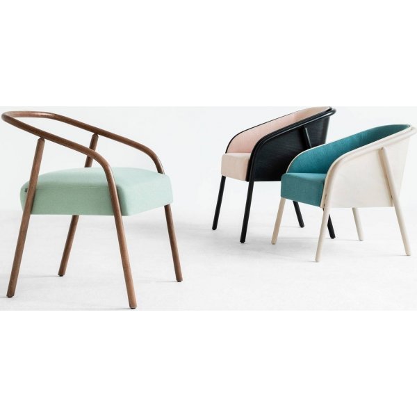 Fauteuil prune - Couleur du cadre et du revêtement au choix Fauteuil prune - Couleur du cadre et du revêtement au choix