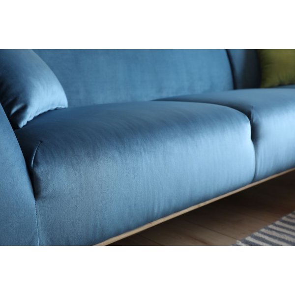 Divansoffa bl med runda trben - Hansa