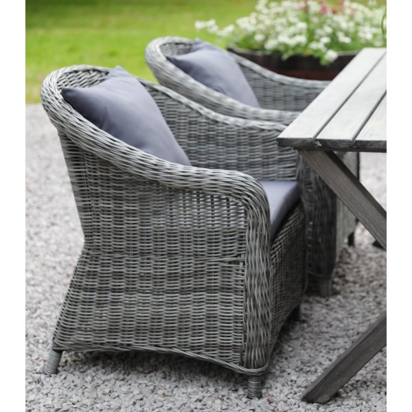 Groupe de repas Scottsdale Table 150 cm en Shabby Chic gris comprenant 4 fauteuils Mercury en rotin synthétique gris Groupe de repas Scottsdale Table 150 cm en Shabby Chic gris comprenant 4 fauteuils Mercury en rotin synthétique gris