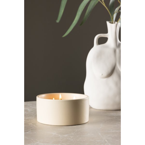 Douglas doftljus - Cream Douglas doftljus - Cream