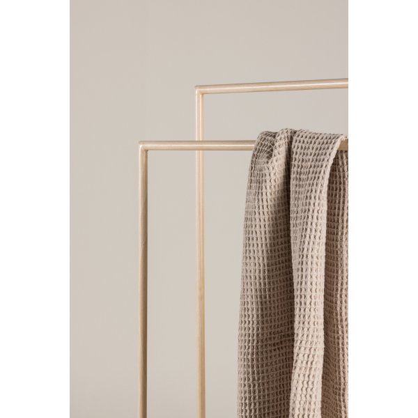 Alva klädställning - Whitewash Alva klädställning - Whitewash