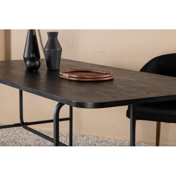 Kotte matbord 200 cm - Svart Kotte matbord 200 cm - Svart