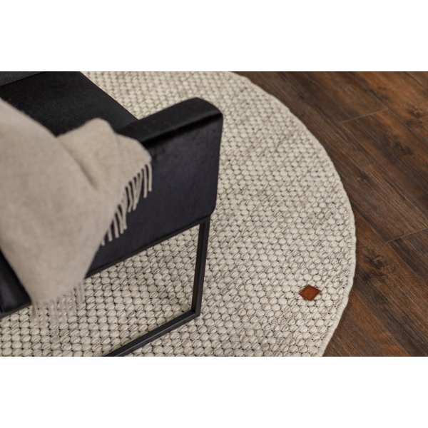 Torekov handvvd matta Vit