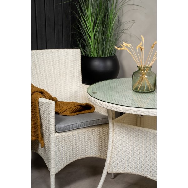 Volta utematgrupp med 2 st Malin stolar - Grå/Vit Volta utematgrupp med 2 st Malin stolar - Grå/Vit