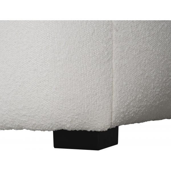 Fotpall i bullig design Fotpall i bullig design