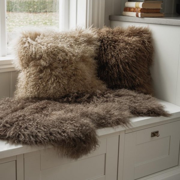 Shansi fårskinn Brun - 55 x 95 cm Shansi fårskinn Brun - 55 x 95 cm