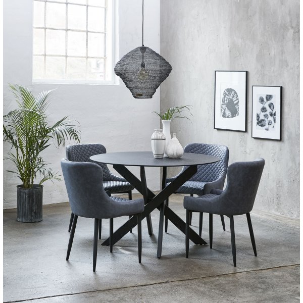 Chaise Bernt en PU gris motif losanges Chaise Bernt en PU gris motif losanges