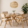 Rio matbord Ø120 cm i ekfanèr med 4st Sara karmstol i ek och linne Rio matbord Ø120 cm i ekfanèr med 4st Sara karmstol i ek och linne
