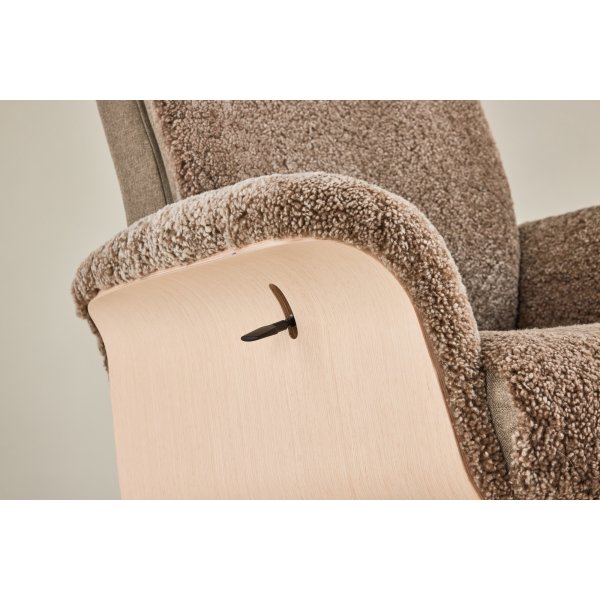 Frskinnsftlj med fotpall - Brun / ek - Ulla