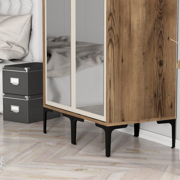 Kumsal garderob 4 Valnt/cream