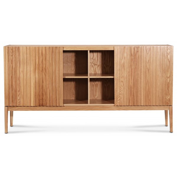 Nova sideboard med skjutdörrar - Oljad ek Nova sideboard med skjutdörrar - Oljad ek