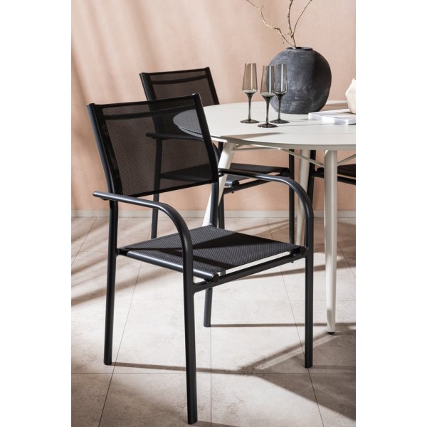 Lina utematgrupp med 4 st Santorini stolar - Beige/Svart Lina utematgrupp med 4 st Santorini stolar - Beige/Svart