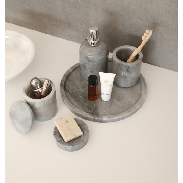 Badrumsset i gr marmor frn Verona med 5 delar