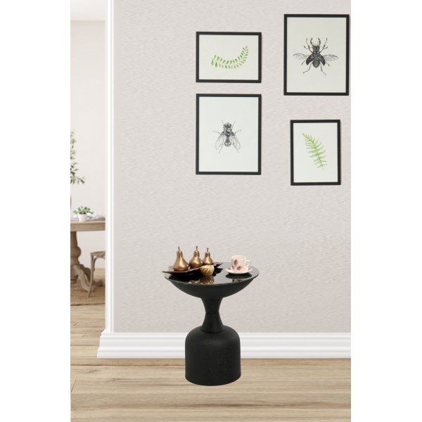 Chalice sidobord 46 cm - Svart Chalice sidobord 46 cm - Svart