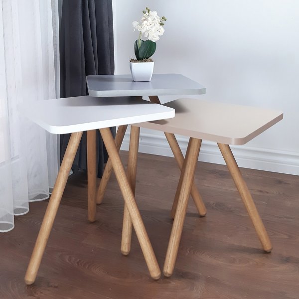 Driedubbel gedekte tafel 34 x 34 cm - Wit/cappuccino/grijs Driedubbel gedekte tafel 34 x 34 cm - Wit/cappuccino/grijs