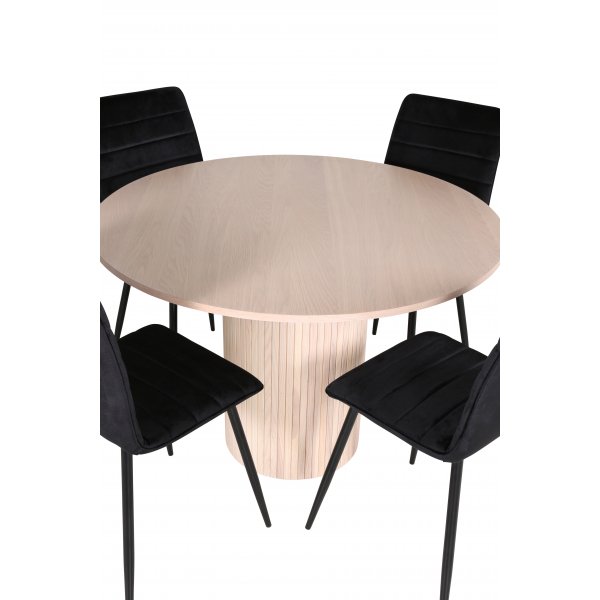 Bianca Matgrupp runt vitputsat matbord med 4 st Windu Lyx svart stolar