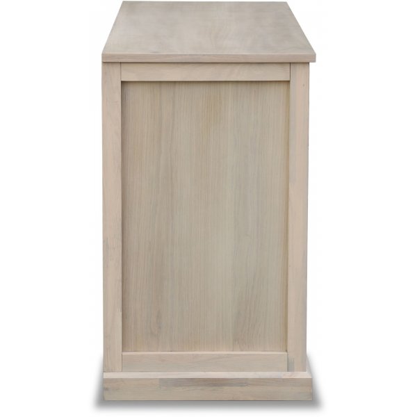 Fårö sideboard i whitewash ek + Textilrengöring för möbler Fårö sideboard i whitewash ek + Textilrengöring för möbler