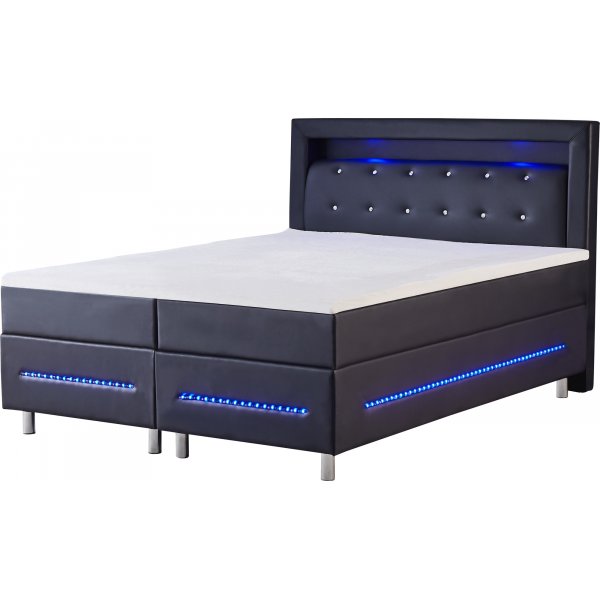 New York svart dubbelsäng med LED-belysning 180 x 200 cm + Textilrengöring för möbler New York svart dubbelsäng med LED-belysning 180 x 200 cm + Textilrengöring för möbler