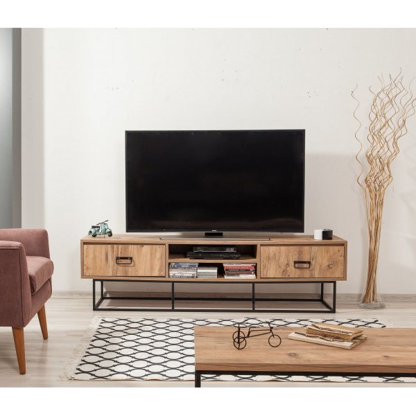 Quantum Silva mediabank 180 cm - Grenen/zwart Quantum Silva mediabank 180 cm - Grenen/zwart