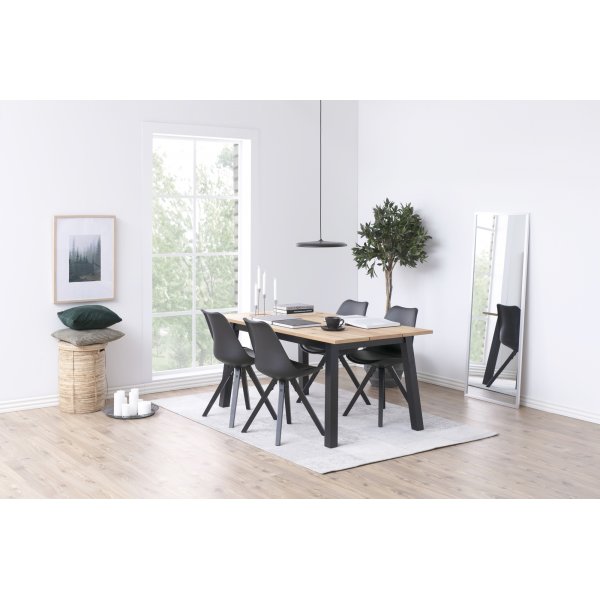 Dima matstol - Svart PU Dima matstol - Svart PU