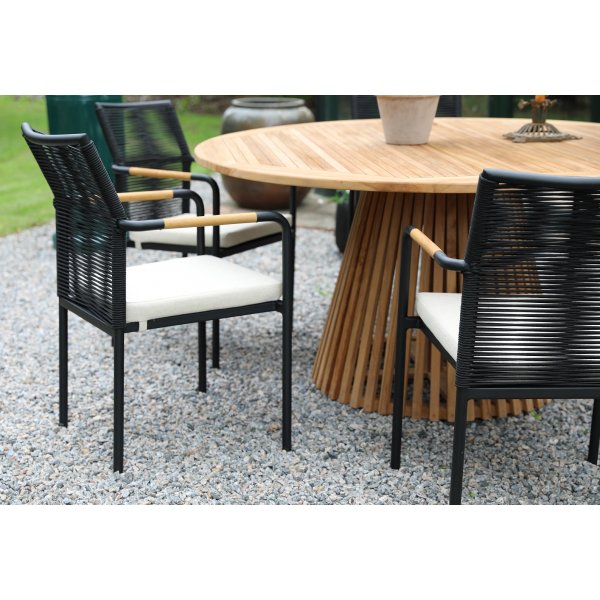 Utegrupp; Bord Ø150 cm med 6 st stolar - Teak/Svart Utegrupp; Bord Ø150 cm med 6 st stolar - Teak/Svart