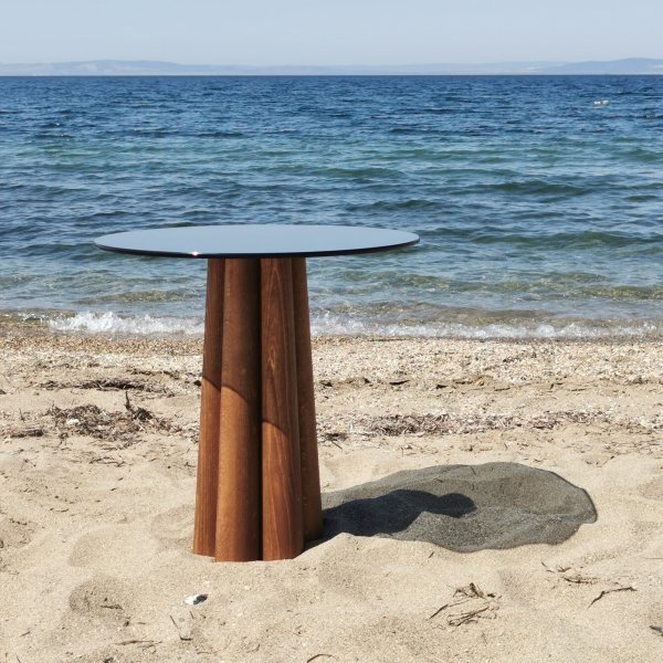 Thales soffbord Ø50 cm - Valnöt/mörkgrå Thales soffbord Ø50 cm - Valnöt/mörkgrå