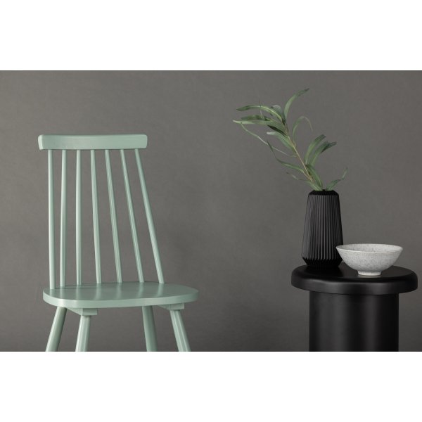 Lönneberga matstol - Grön Lönneberga matstol - Grön