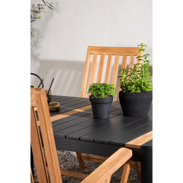 Togo utematgrupp med 4 st Kenya stolar - Svart/Teak Togo utematgrupp med 4 st Kenya stolar - Svart/Teak