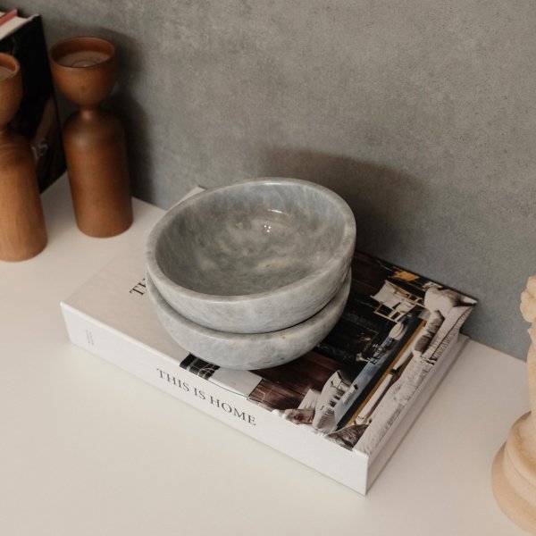 Skålar i grå marmor från Verona - 2 delar Skålar i grå marmor från Verona - 2 delar